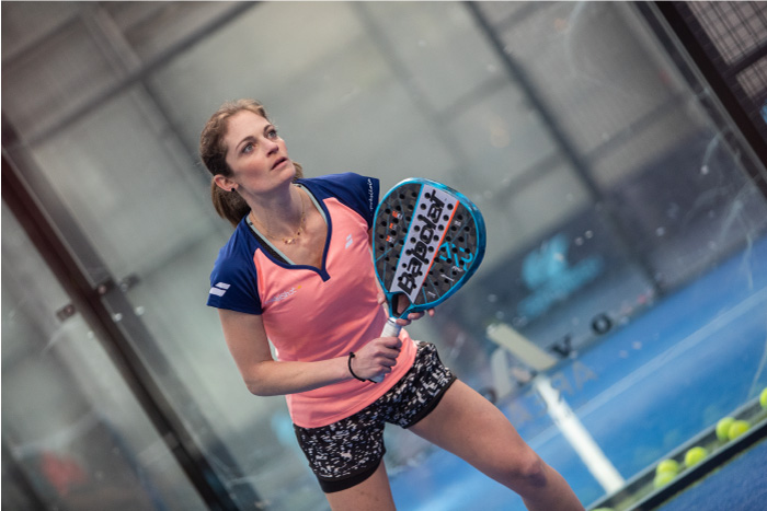 Le padel et les femmes : découvrez pourquoi vous allez adorer ce sport